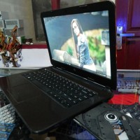 HP Pavilion 14 AMD A8 VGA R5 2GB Laptop Gaming Bekas