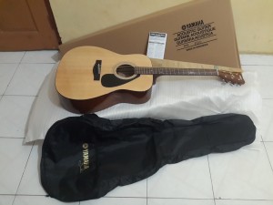 gitar murah yamaha